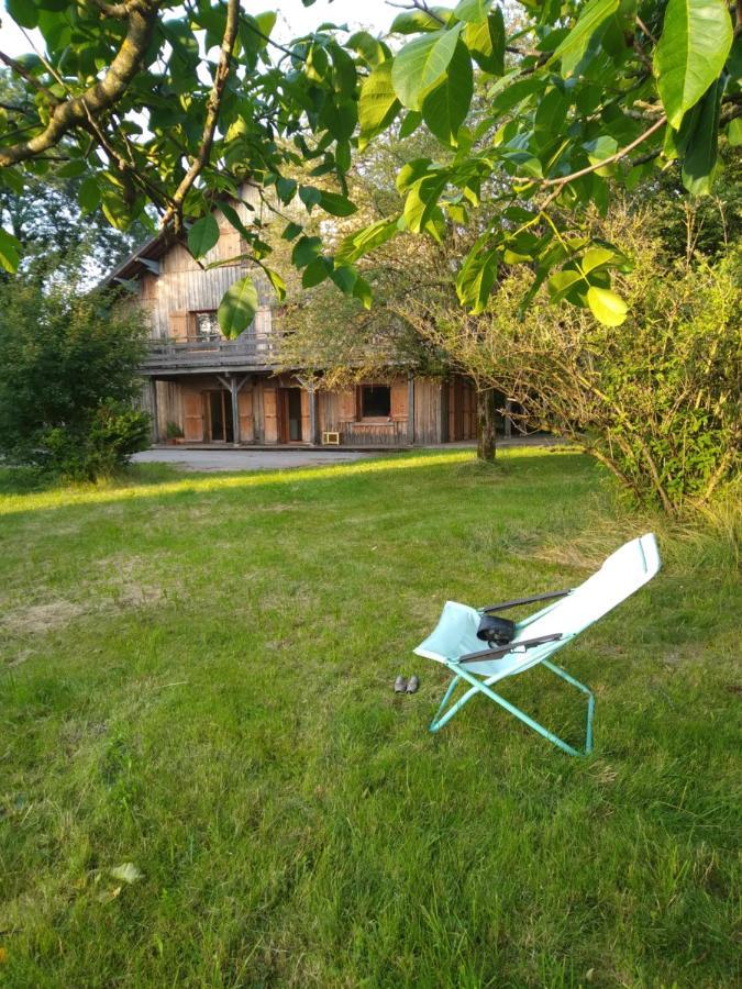 Les Dames De La Saugiat Bed & Breakfast Le Fied Exterior foto