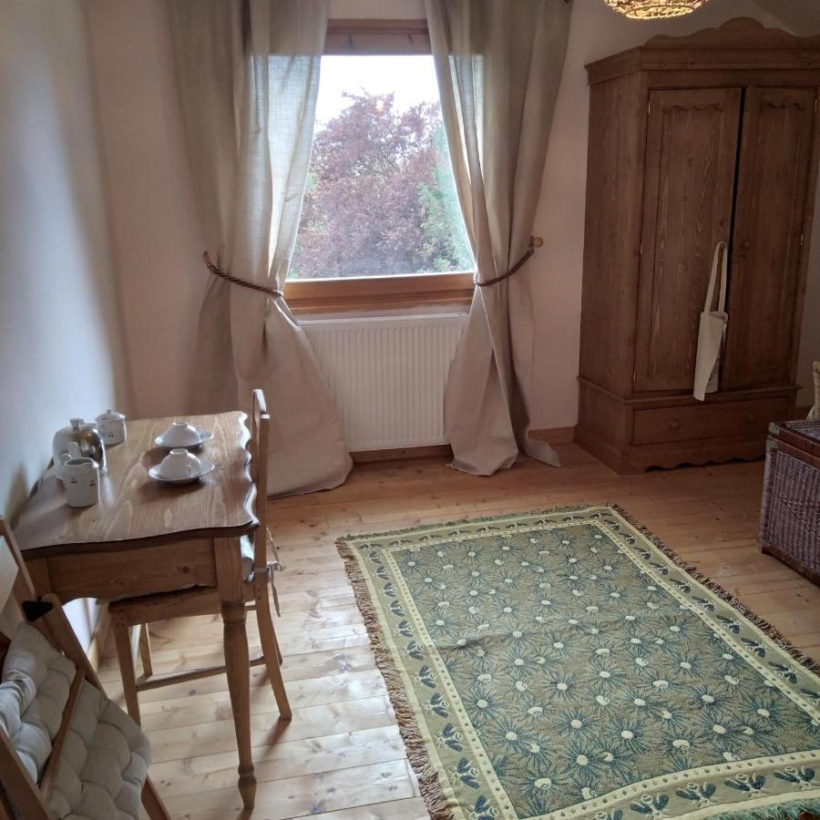 Les Dames De La Saugiat Bed & Breakfast Le Fied Exterior foto