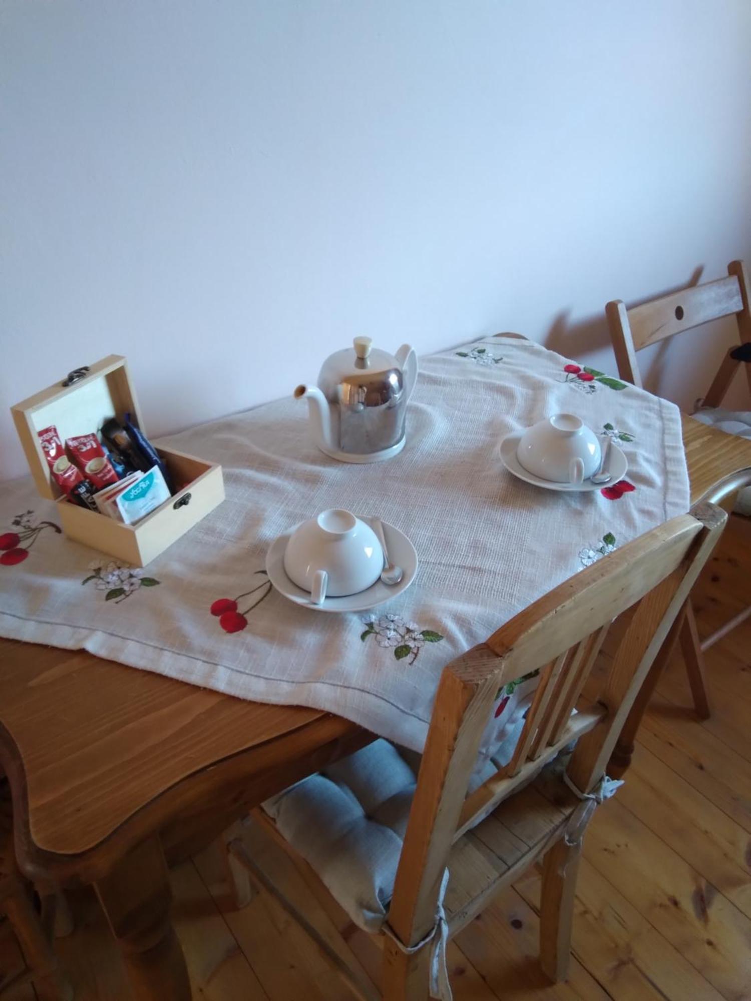 Les Dames De La Saugiat Bed & Breakfast Le Fied Exterior foto