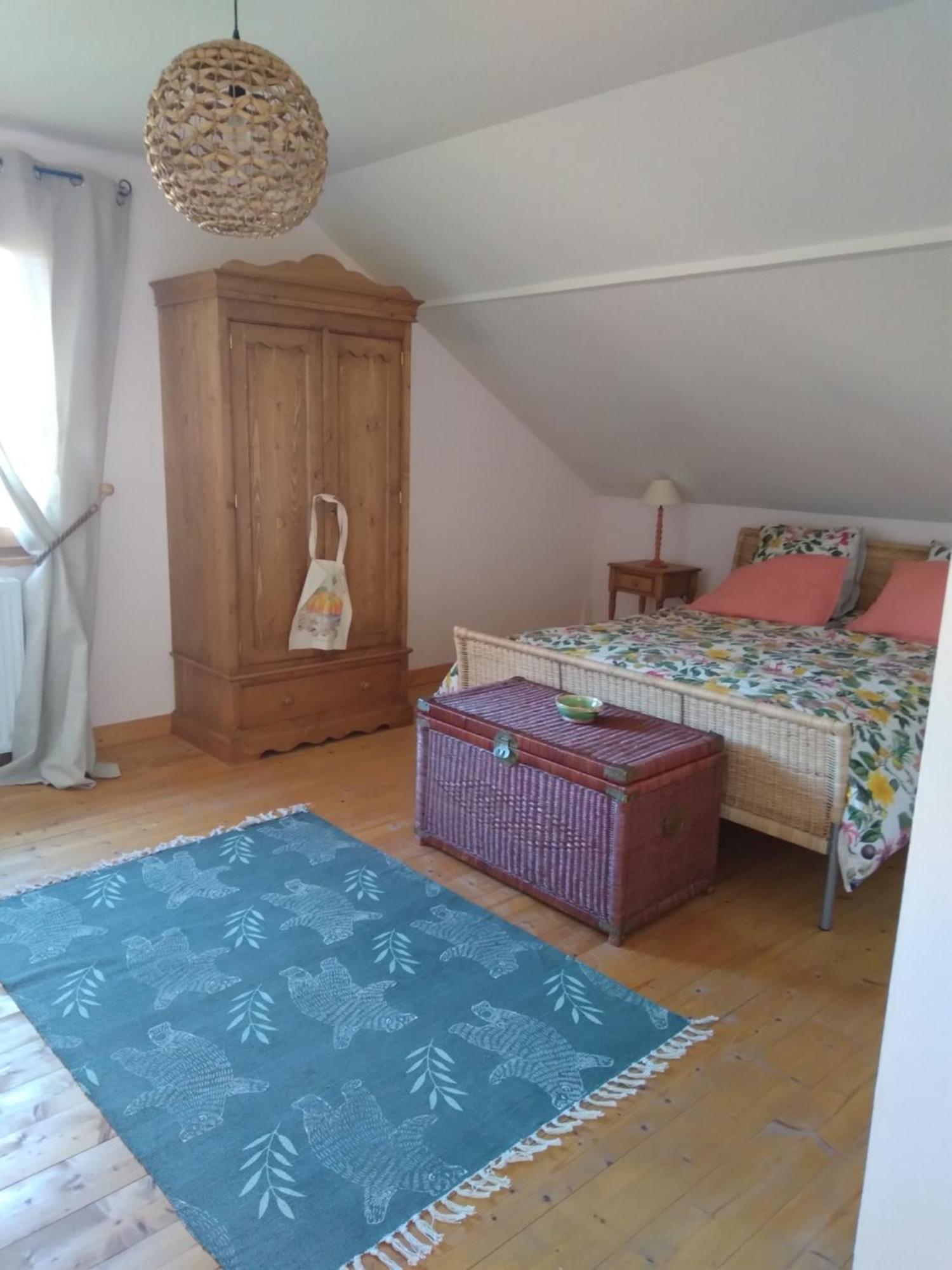 Les Dames De La Saugiat Bed & Breakfast Le Fied Exterior foto